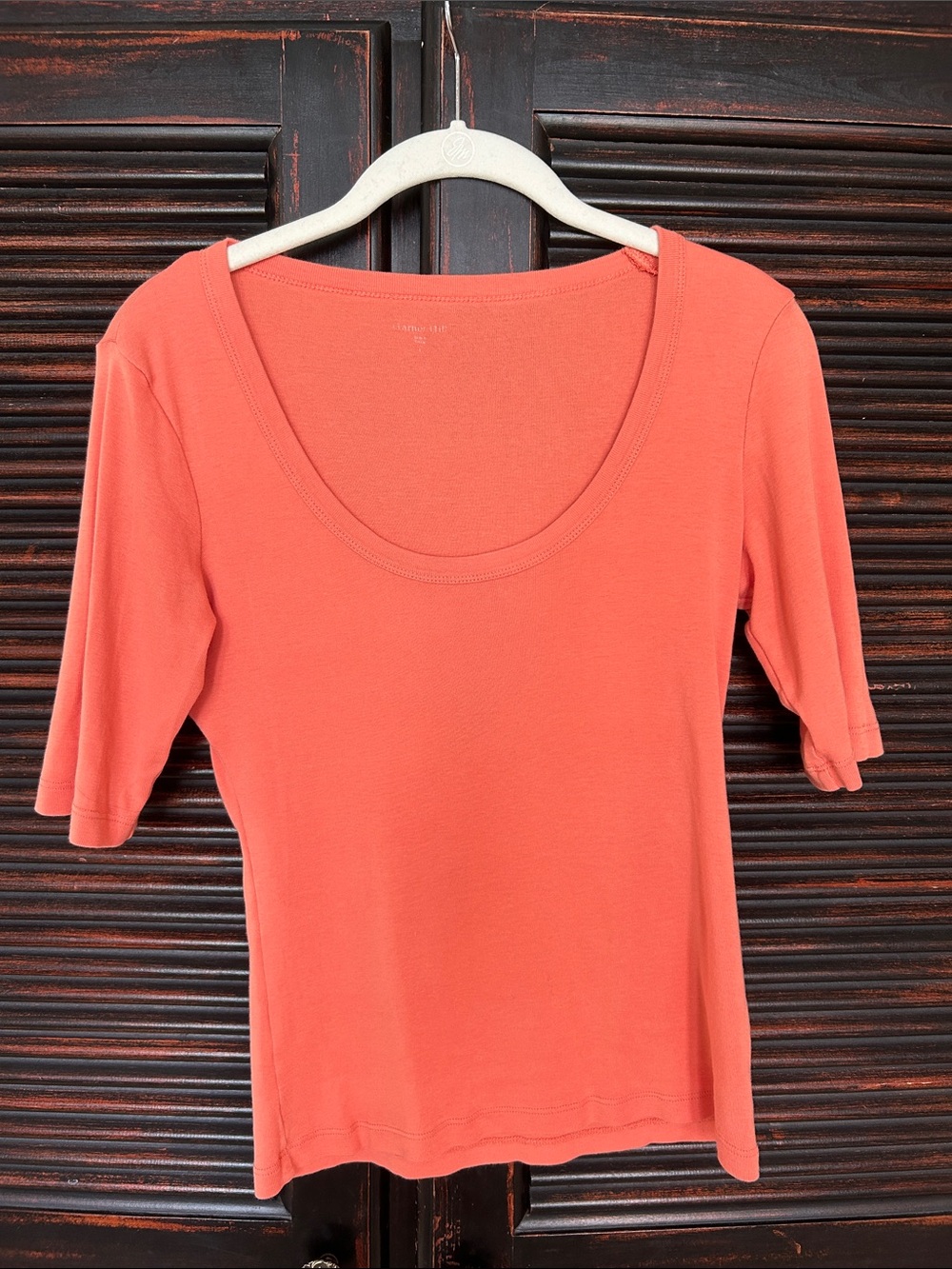 Garnet Hill Coral Scoop Neck Short Sleeve Top